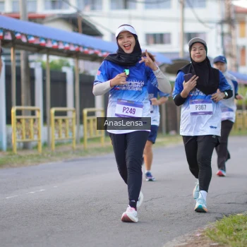 Runner Photo 3459769