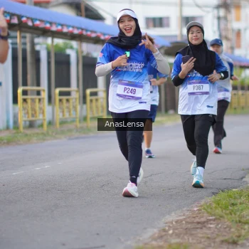 Runner Photo 3459772