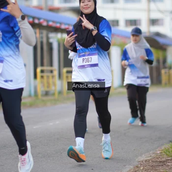 Runner Photo 3459783