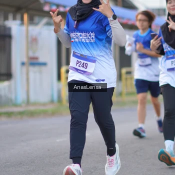 Runner Photo 3459790