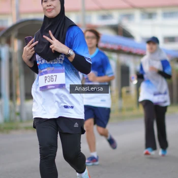 Runner Photo 3459848