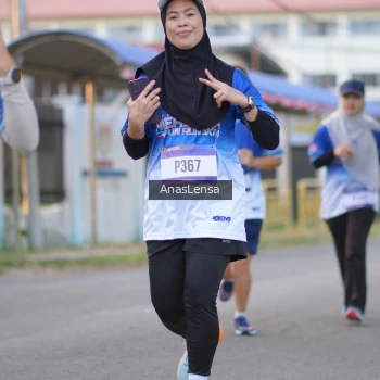 Runner Photo 3459850