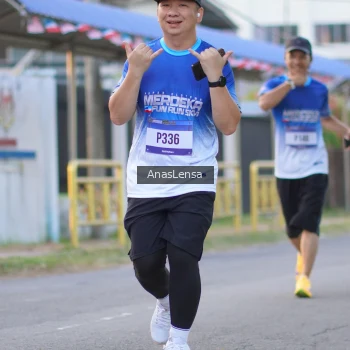 Runner Photo 3459893