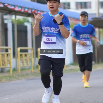 Runner Photo 3459896
