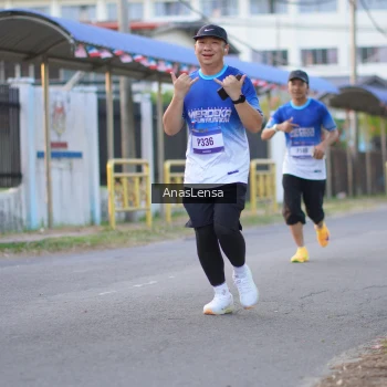 Runner Photo 3459898