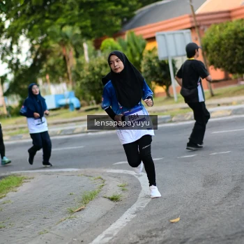 Runner Photo 3459899