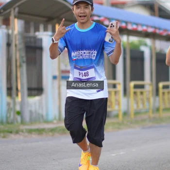 Runner Photo 3459916