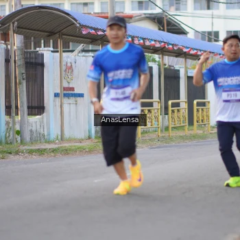 Runner Photo 3459920