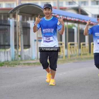 Runner Photo 3459923