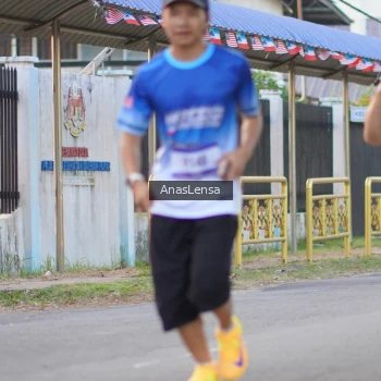 Runner Photo 3459934