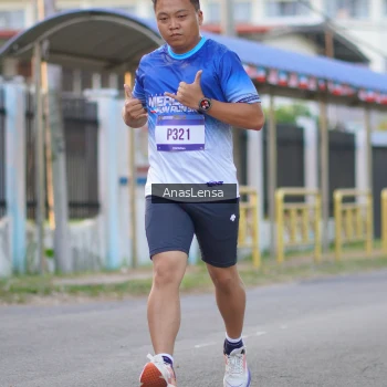 Runner Photo 3459951