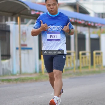 Runner Photo 3459953