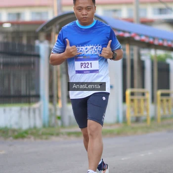 Runner Photo 3459963