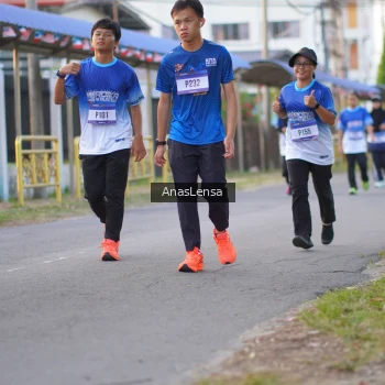 Runner Photo 3459977