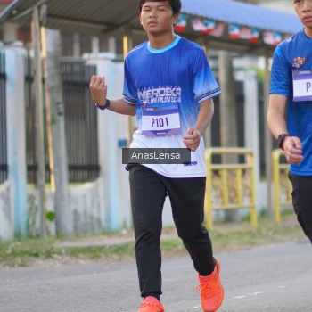Runner Photo 3459997