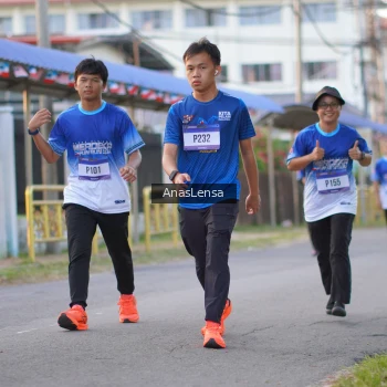 Runner Photo 3459999