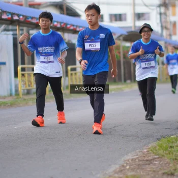 Runner Photo 3460001