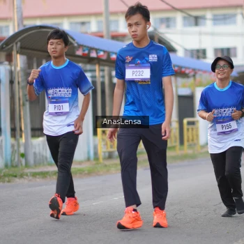 Runner Photo 3460012