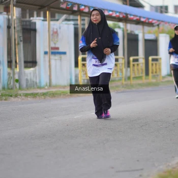 Runner Photo 3460061