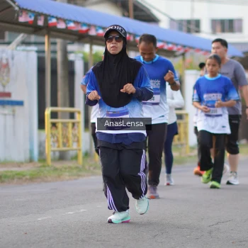 Runner Photo 3460100