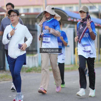 Runner Photo 3460158