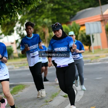 Runner Photo 3460176
