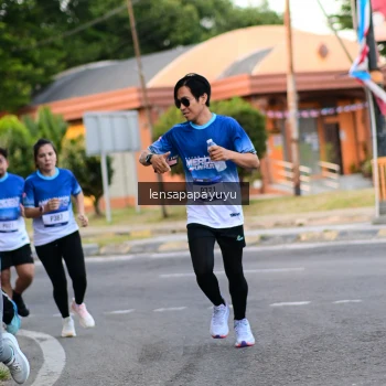 Runner Photo 3460196