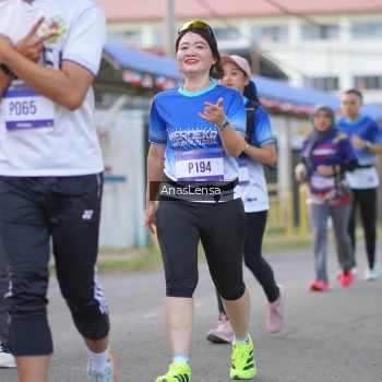 Runner Photo 3460213