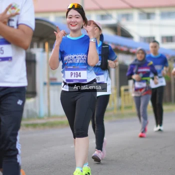 Runner Photo 3460217