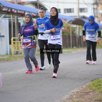 Runner Photo 3460233