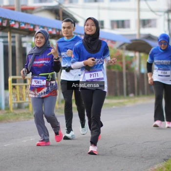 Runner Photo 3460234