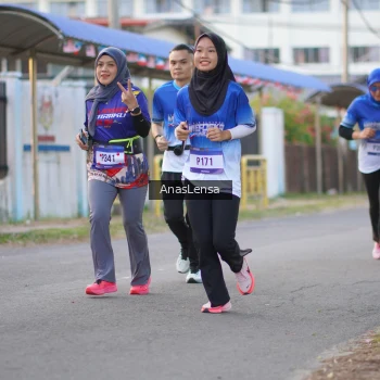 Runner Photo 3460236