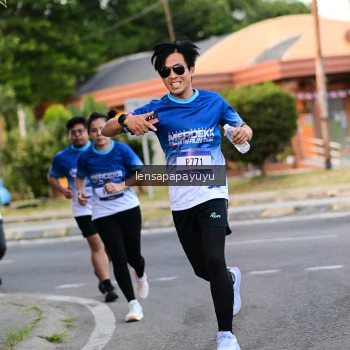 Runner Photo 3460259