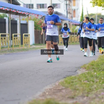 Runner Photo 3460283