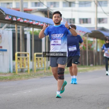 Runner Photo 3460295