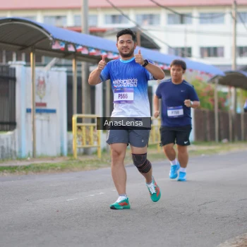 Runner Photo 3460302