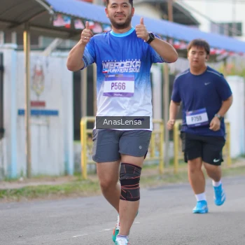 Runner Photo 3460314