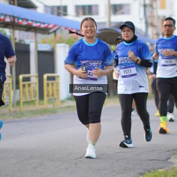 Runner Photo 3460331