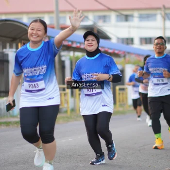 Runner Photo 3460362