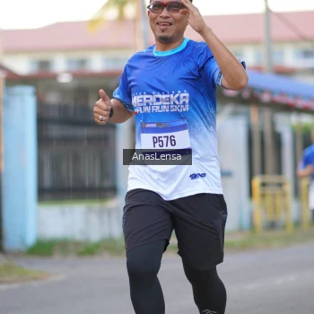 Runner Photo 3460385