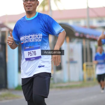 Runner Photo 3460392
