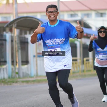 Runner Photo 3460415