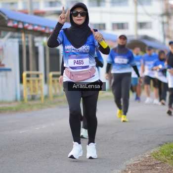 Runner Photo 3460419