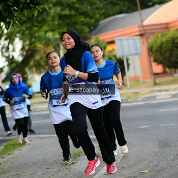 Runner Photo 3460434
