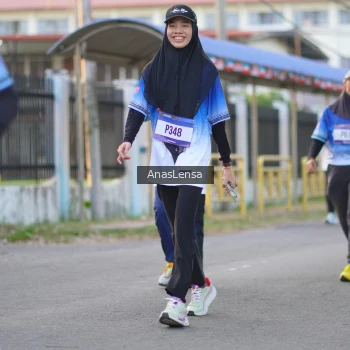 Runner Photo 3460451