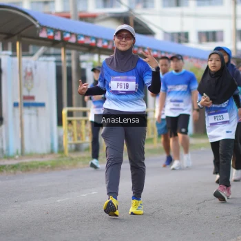 Runner Photo 3460466