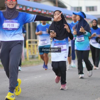 Runner Photo 3460497
