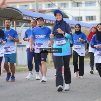 Runner Photo 3460502