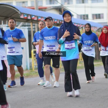 Runner Photo 3460506