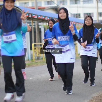 Runner Photo 3460549